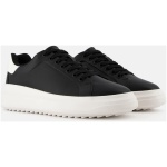 Thick-soled men's sneakers with pattern embossing