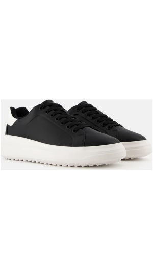 Thick-soled men's sneakers with pattern embossing