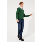 Men's Slim Green V-Neck Basic Knitwear Sweater - Image 6