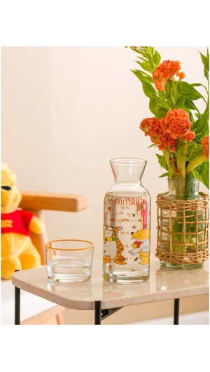 LCW HOME Winnie the Pooh Printed Glass Decanter with Cup Lid 700 Ml